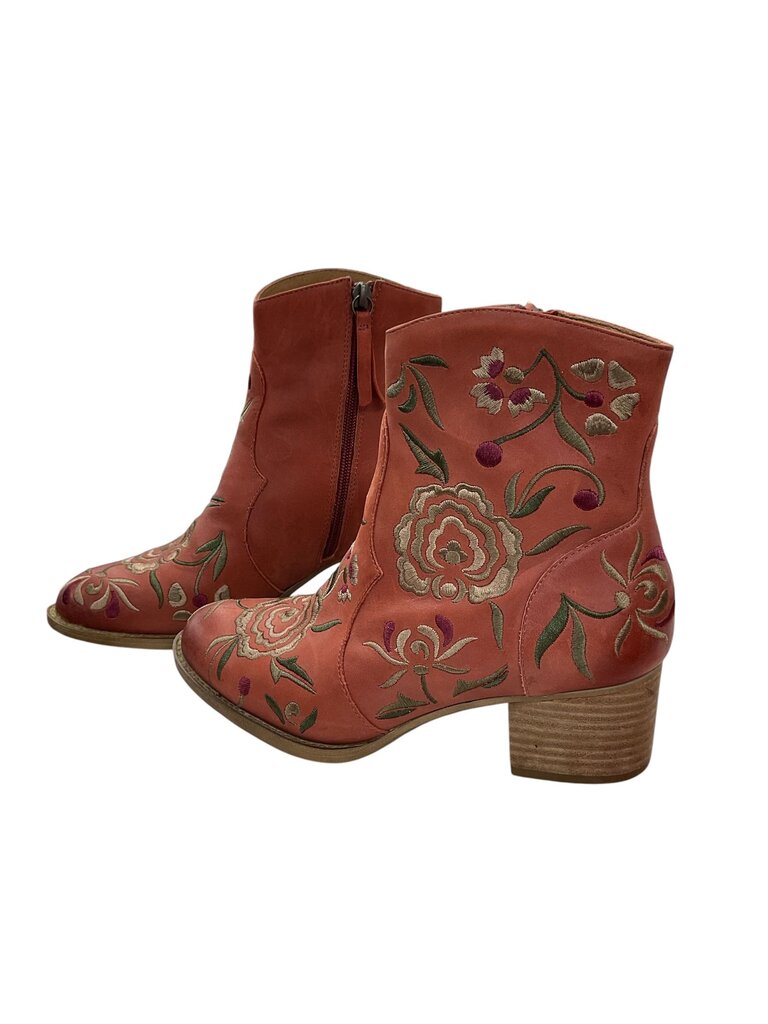 Softt (6.5) Rust Floral Wedge Bootie